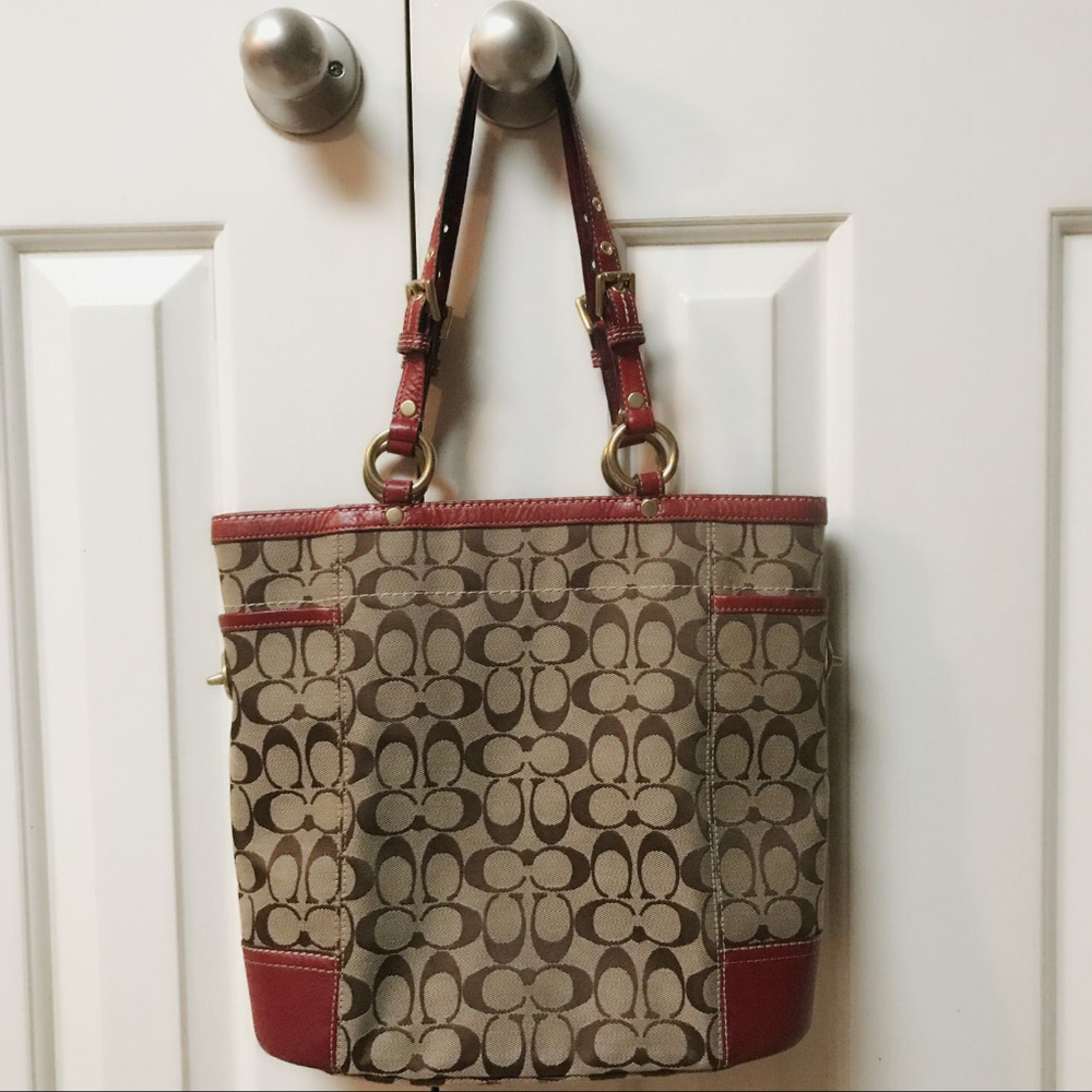 Authentic Coach Handbag - Picture 2 of 8